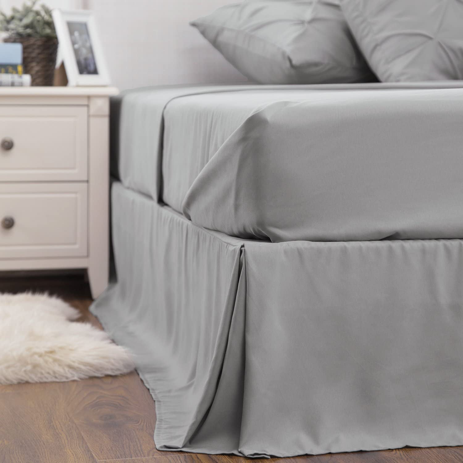 88X88 inches Fitted Sheet Bed Skirt Bedsure Bed in A Bag Queen Size Comforter Sets Bedding 8 Piece Navy Blue 2 Pillowcases Flat Sheet 1 Comforter 2 Pillow Shams 