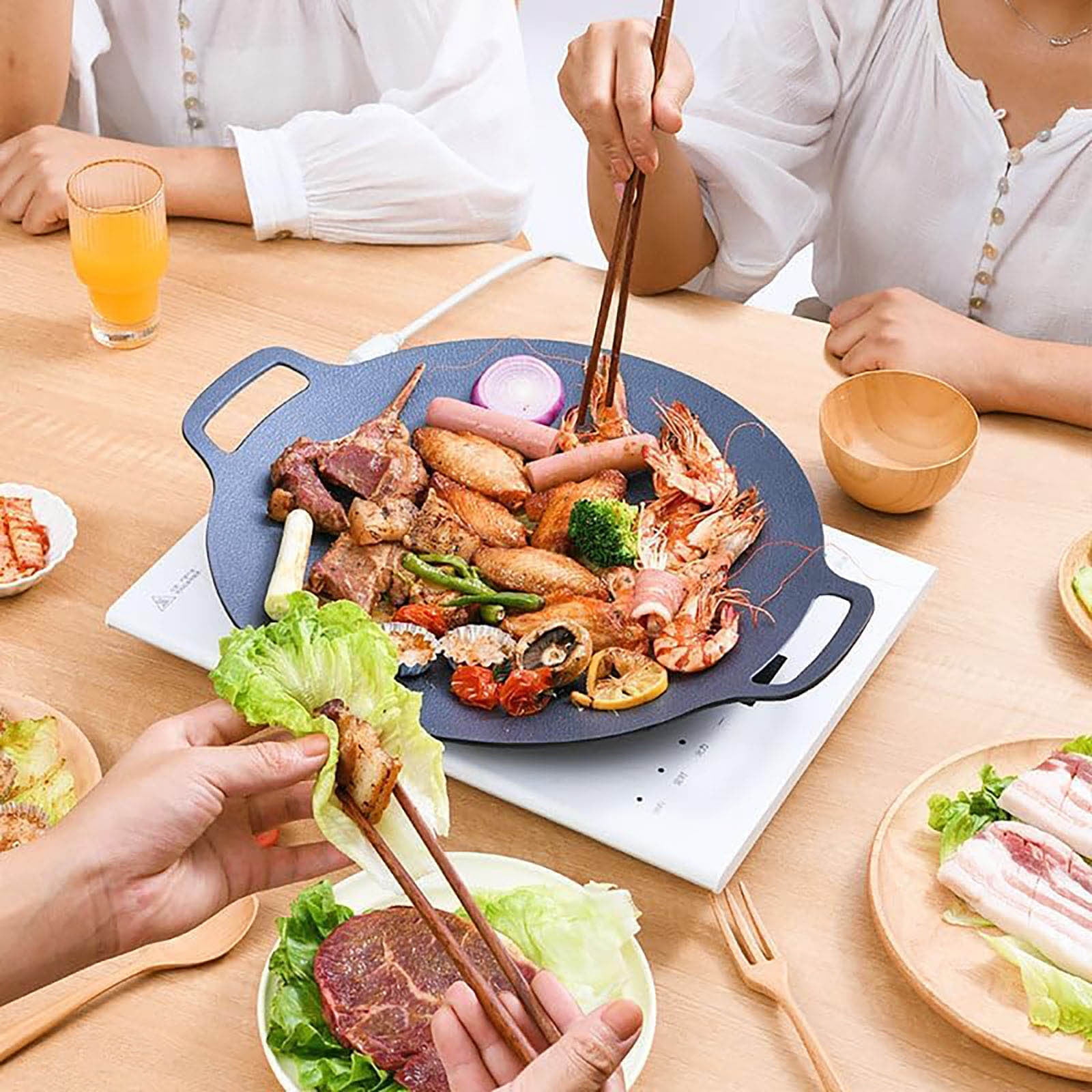Non-Stick Round Cast Iron Grill Pan – Korean BBQ Griddle for Indoor/Outdoor Cooking, Baking & Camping, Heavy-Duty & Multi-Functional