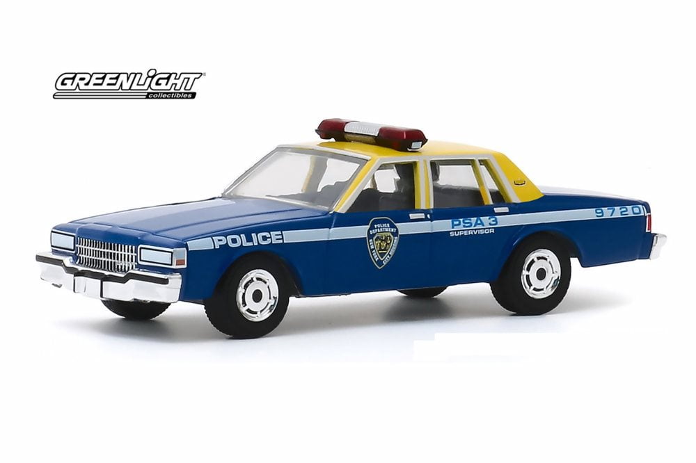 VINTAGE 1990 TOY CARRERA POLICEMEN SET POLICE PATROL CAR PLAY OK