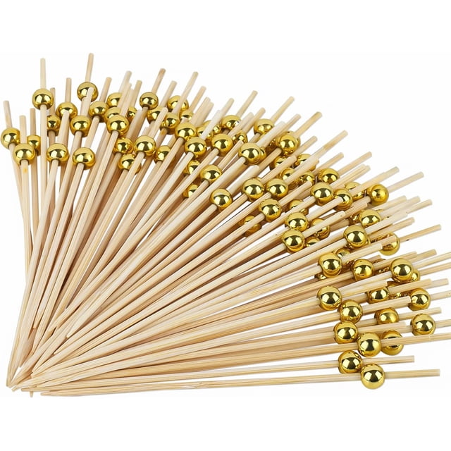 POWKOL 100 palillos de cóctel de bambú de 4,7 pulgadas para bebidas, postres, embutidos, bodas, fiestas, mini palillos decorativos con perlas doradas.
