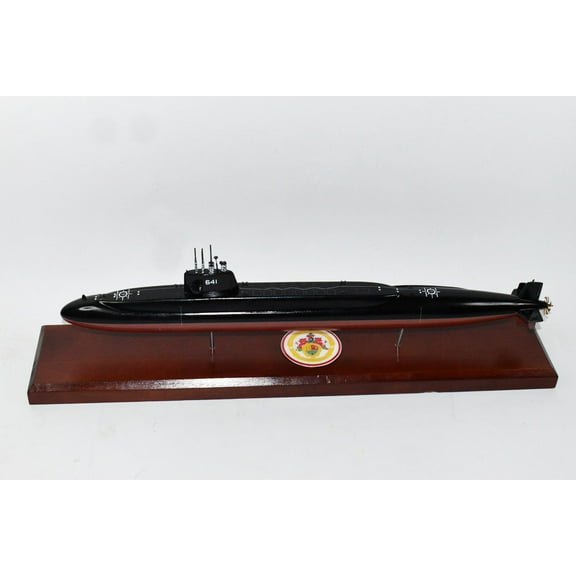 USS Simon Bolivar SSBN-641 Submarine Model,Navy,20,Scale Model,Mahogany,Benjamin Franklin Class
