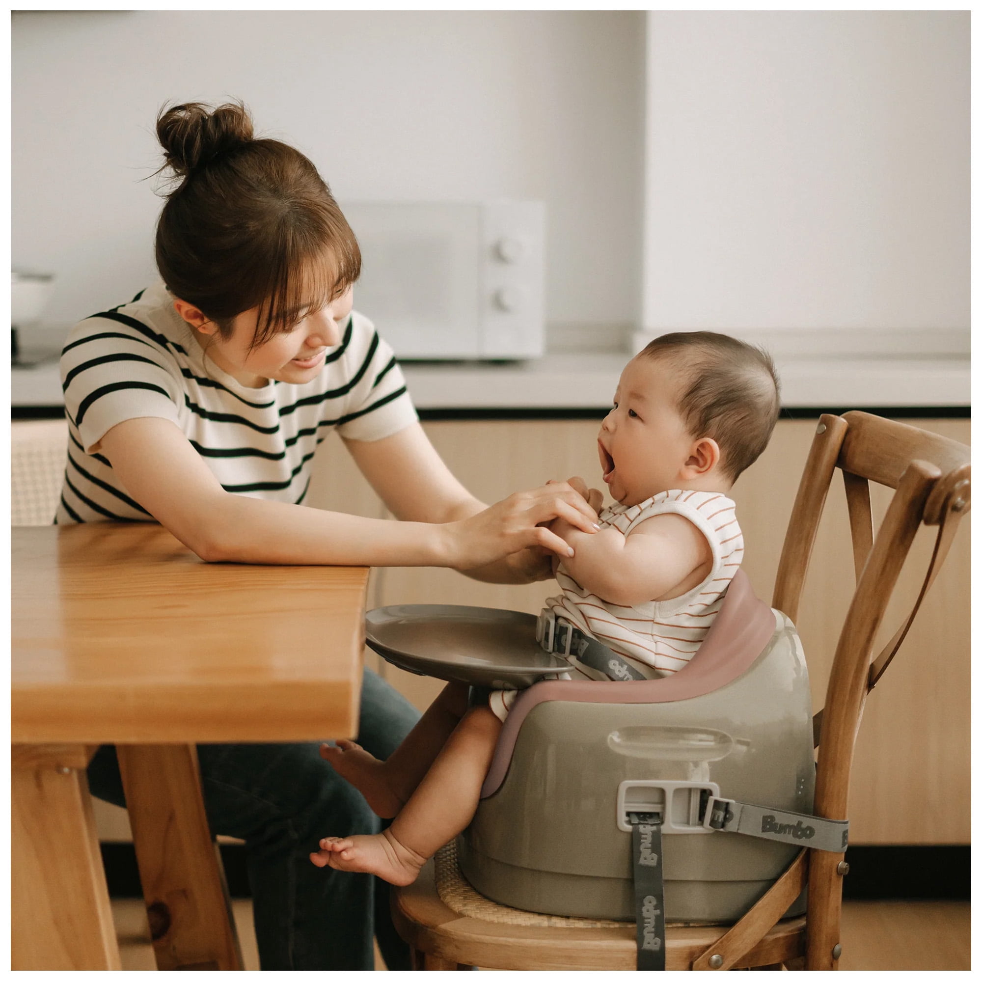 Bumbo Toddler Multi-Seat 3-in-1 Booster High Chair and Tray, Breige/Sonoran Rose, 2 Pack