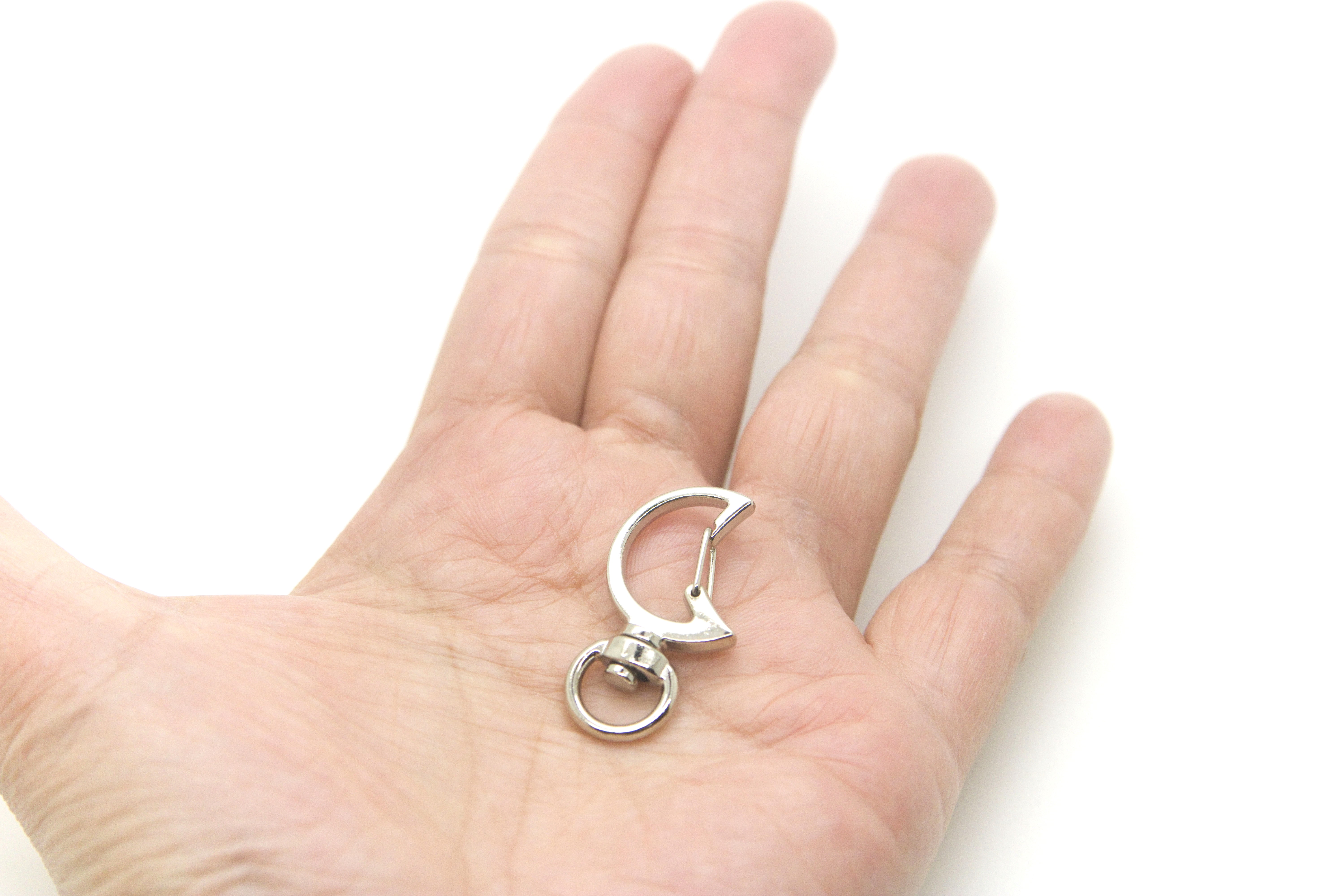 Pack of 100 Metal Moon Shaped Spring Snap Keychain Clip Hanging Buckle Key Ring DIY Craft Key Chains Accessories