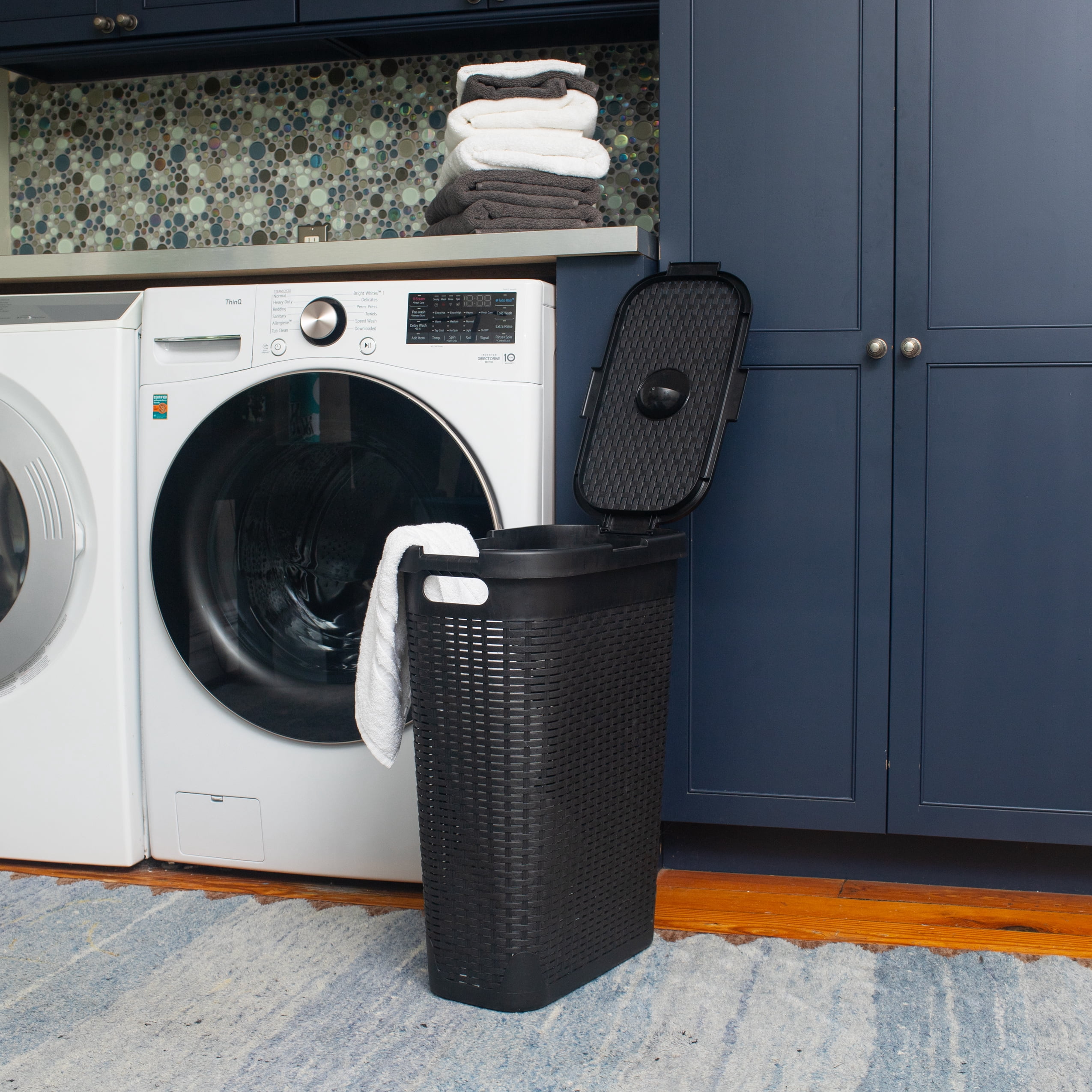 Mind Reader 40L Slim Laundry Hamper, Lid, Wicker Design, Plastic, 18"L x 10.4"W x 23.5"H Adult, Black