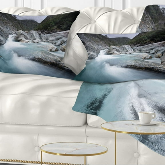 Designart Slow Motion Mountain River in Blue - Seashore Throw Pillow - 12x20
