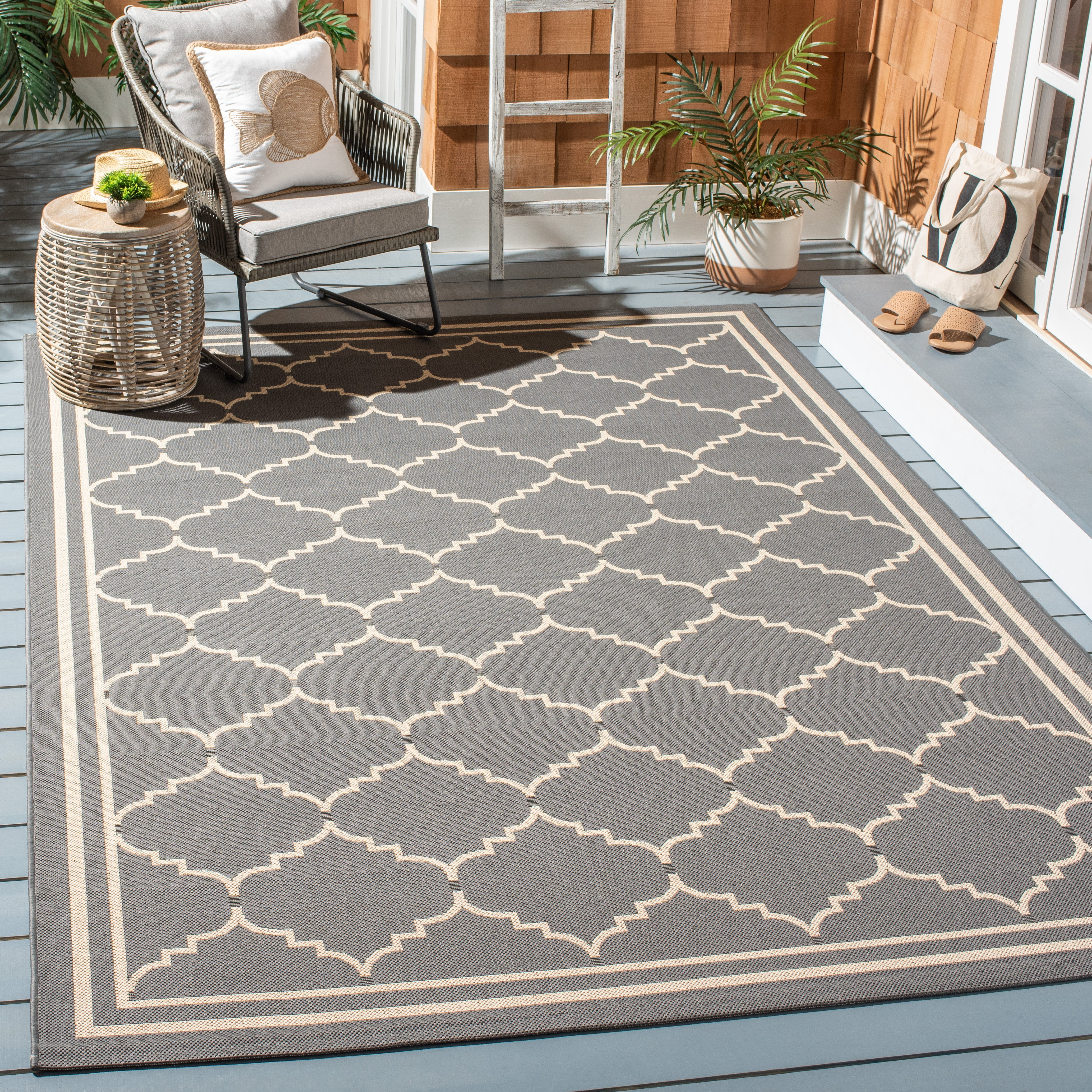 Safavieh Courtyard Amy Geometric Indoor/Outdoor Area Rug, Gray/Beige, 4' x 5'7"