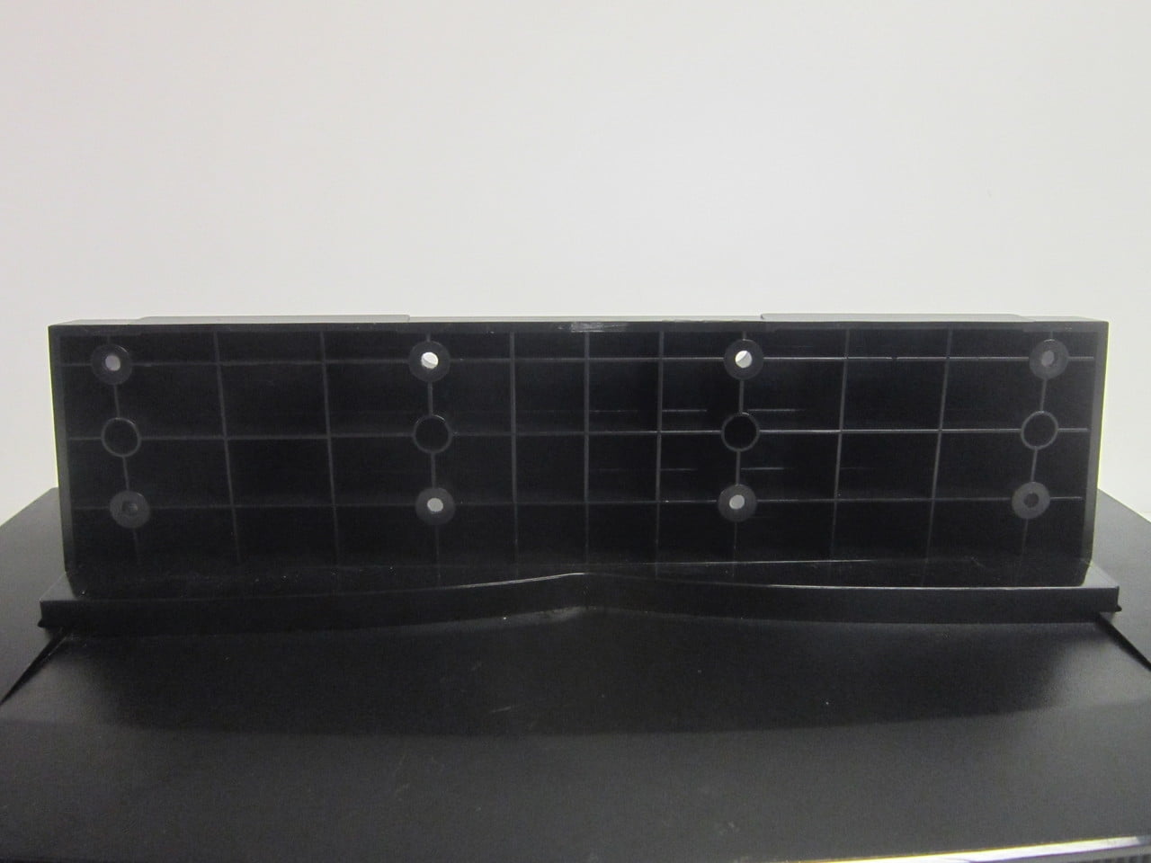 Vizio VW37LHDTV40A & VW32LHDTV40A Stand W/Screws