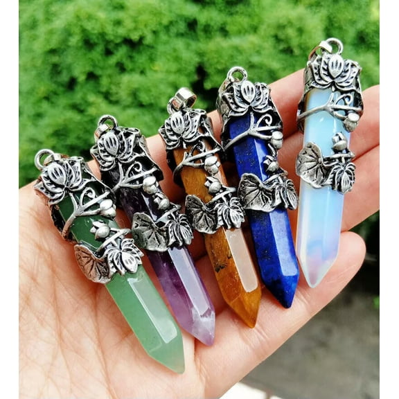 GRACEARA 5pcs Amethyst Vary stone Lotus Pendants Chakra Reiki Healing Amulet Energy