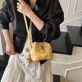thumbnail image 3 of Bolso bandolera portátil con estampado de lichi de alta calidad para mujer, moderno y versátil, bolso de mensajero moderno y de tendencia, 2025, 3 of 5