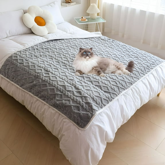 LAMIRO Waterproof Blanket for Bed Couch Sofa, Soft Liquid Pee Proof Pet Blanket for Dog Puppy Cat, Reversible Sherpa Fleece Furniture Protector