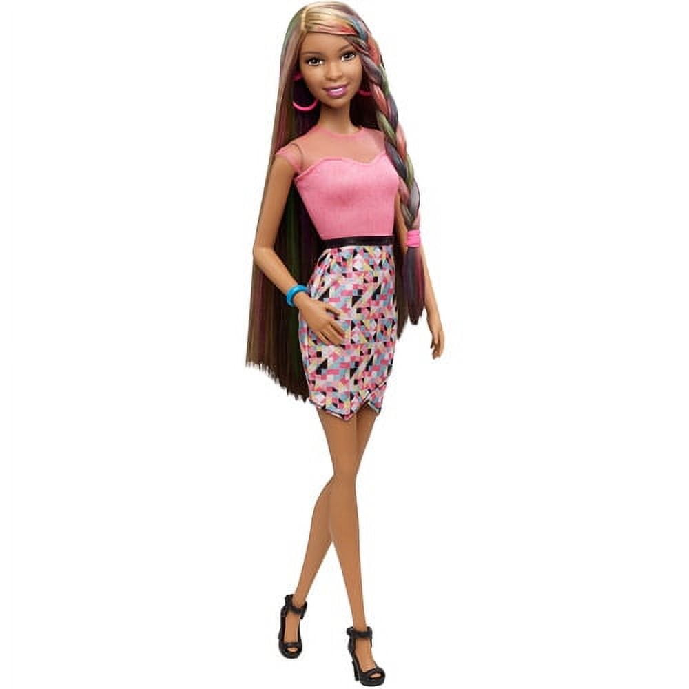 I had too much fun restyling my Barbie Looks girls in Barbie Extra