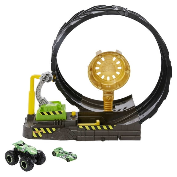 Hot Wheels Monster Trucks Epic Loop Challenge Playset with 1 Toy Truck & 1 Car in 1:64 Scale
