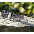 thumbnail image 4 of FEISEDY Classic Polarized Photochromic Sunglasses Driving Photosensitive Glasses B2444, 4 of 6
