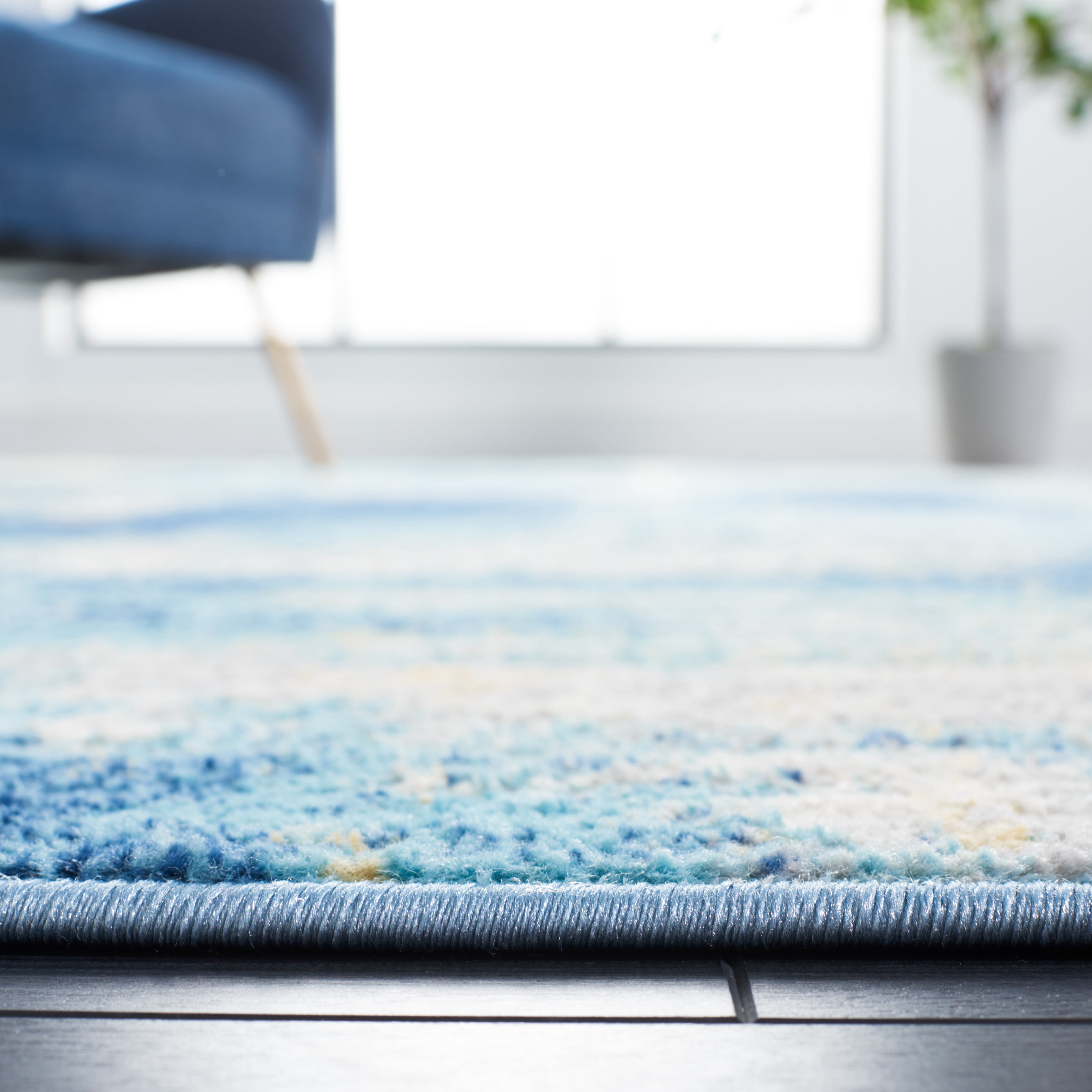 SAFAVIEH Jasper Oralee Abstract Overdyed Area Rug, Navy/Ivory, 5'3" x 7'6"