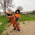 thumbnail image 4 of Disfraz de dinosaurio inflable para adultos, disfraz de T-rex inflable para montar, disfraz divertido para fiesta de Halloween, disfraz de dinosaurio para fiesta de disfraces, 4 of 5