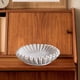 thumbnail image 2 of Cuenco decorativo de resina con volantes | Diseño de flores talladas a mano | Centro de mesa blanco para mesa de centro, consola, entrada | Organizador multiusos para llaves, maquillaje, oficina, 2 of 2