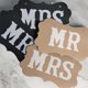 thumbnail image 4 of juego de accesorios para fotomatón de 17 x 27 cm, diseño de Mr. MRS, para decoración de bodas, accesorios para fotomatón de recién casados, suministros para recuerdos de fiestas de bodas, color negr, 4 of 5