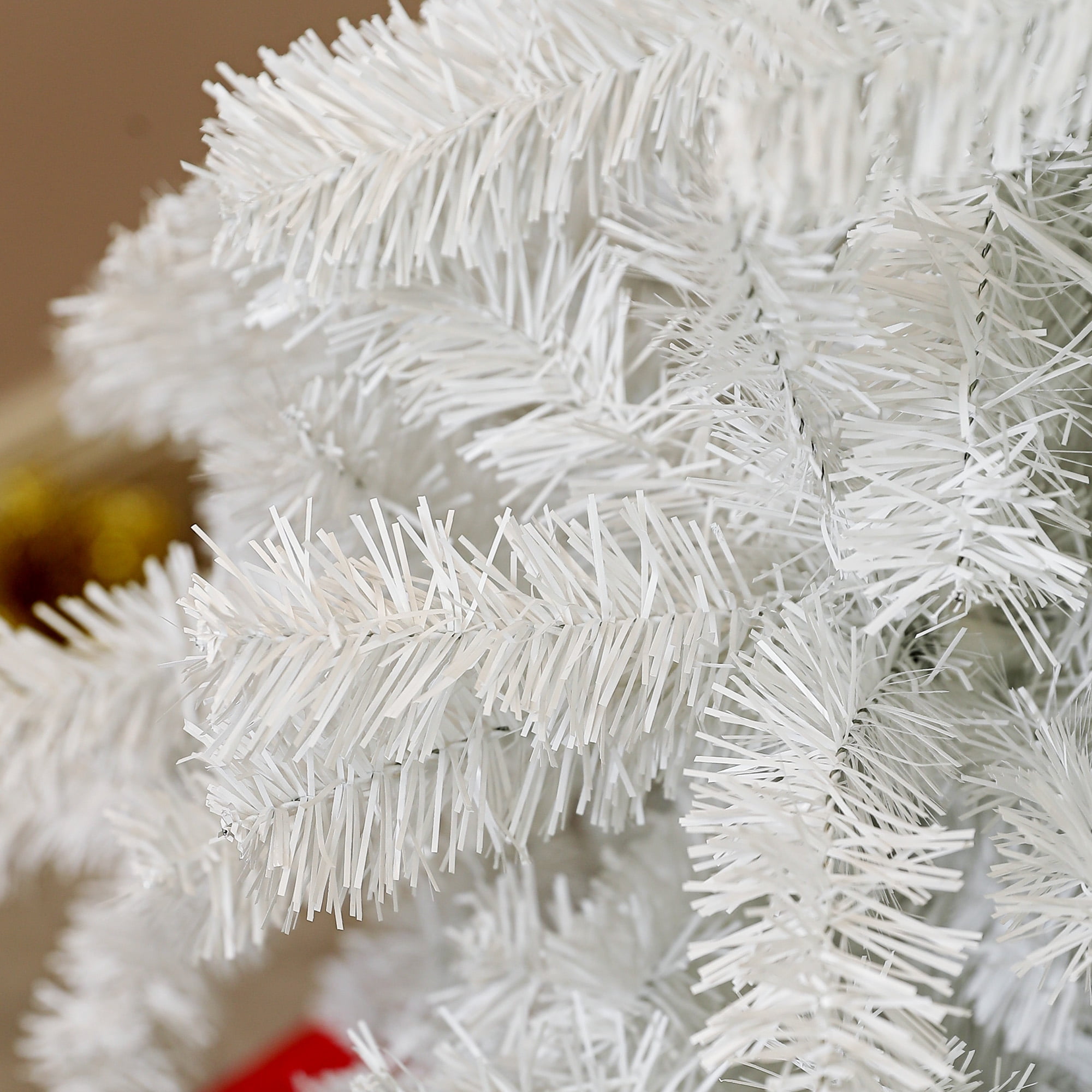 6ft Unlit Full Christmas Tree 1000 Tips Auto-Open Branches Flame Retardant Indoor Decor