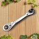 thumbnail image 4 of Llave de antorcha de acero Llave de trinquete de enchufe rápido de Llave de trinquete de trinquete métrico Llaves de extremo de caja para Cabeza Soledad Llave de trinquete antorcha, 4 of 10