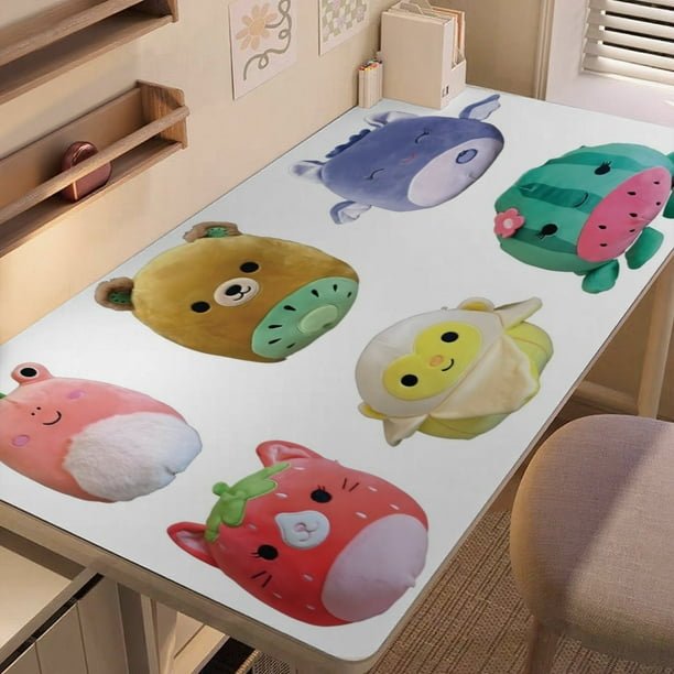 Squishmallows alfombrilla de escritorio/mesa extra-grande con base antideslizante de cuero y diseño temático; versátil para escritorios de ordenador, mesas de comedor, etc.40*60cm
