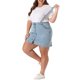 thumbnail image 4 of Falda con tirantes para mujer Agnes Orinda, talla grande, con tirantes ajustables, cruzada en la espalda, mini falda de mezclilla en azul claro, 2X, 4 of 6
