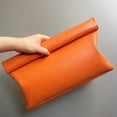thumbnail image 2 of Bolso de mano de piel sintética suave y sencilla de color naranja con bordes enrollados para mujer, bolso de mano estilo retro informal para maquillaje, bolso Cip para mujer, 2 of 5