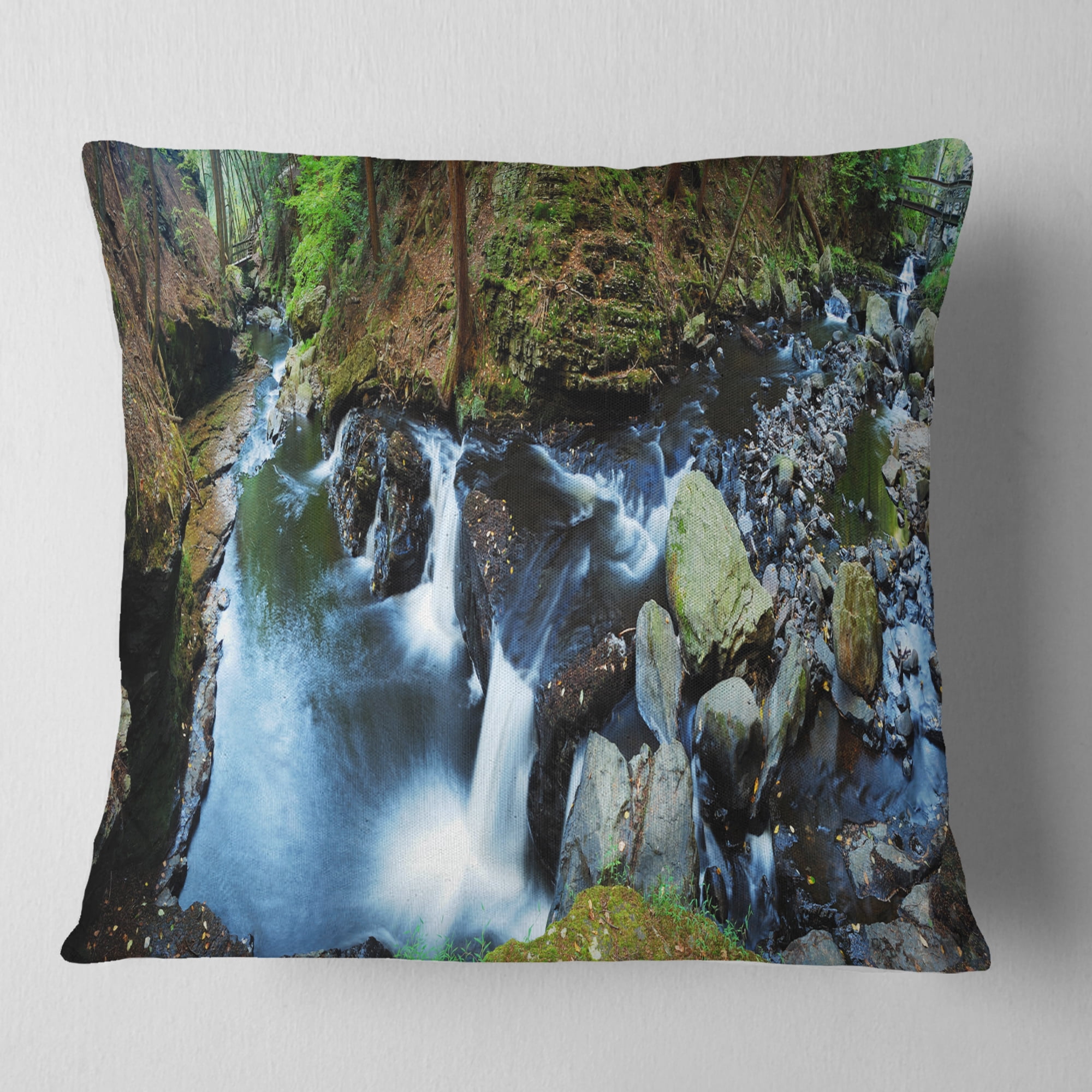 Designart Creek with Hiking Trail Panorama - Landscape Photography Throw Pillow - 18x18
