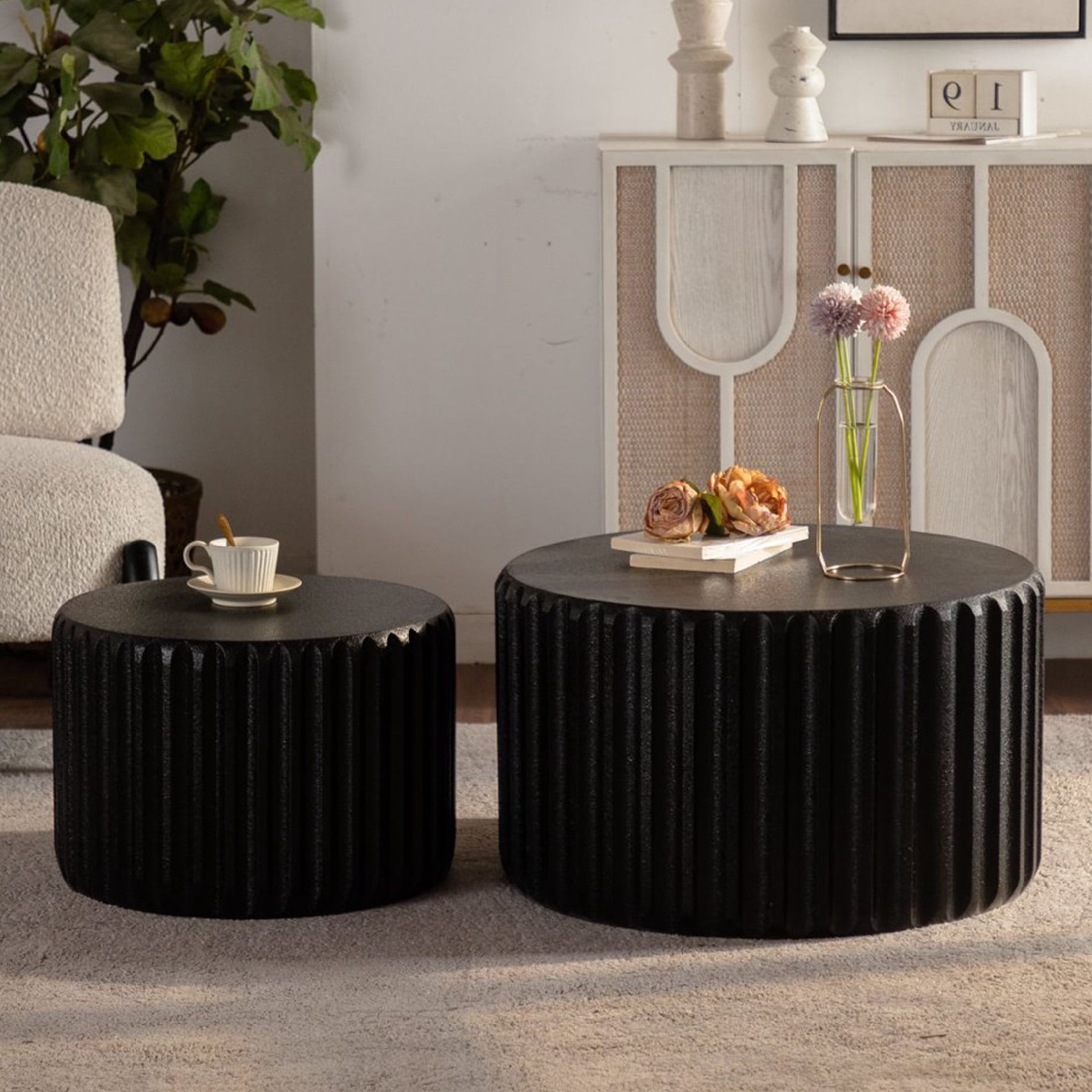 Noble House Elul Scalloped Round Coffee Table Set, 2-Piece Nesting Design with Elegant Curved-Edge Shape, Black