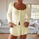 thumbnail image 4 of Conjunto de Pijama para Mujer, de Larga, con Botones, Top y Pantalones Cortos con Volantes, Conjunto de 2 Piezas para Estar en Casa, Ropa de Dormir Y2k. Amarillo S, 4 of 8