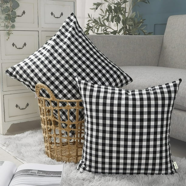 Juego de 2 fundas de almohada CARRIE HOME a cuadros blancos y negros de 45 x 45 cm