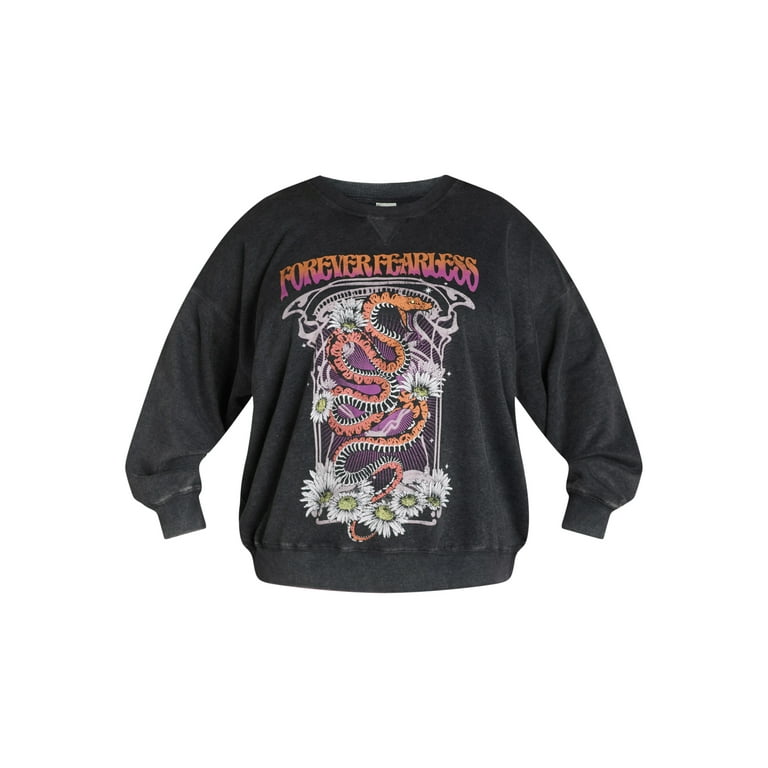 No Boundaries Women's Plus Size Graphic Crewneck Pullover