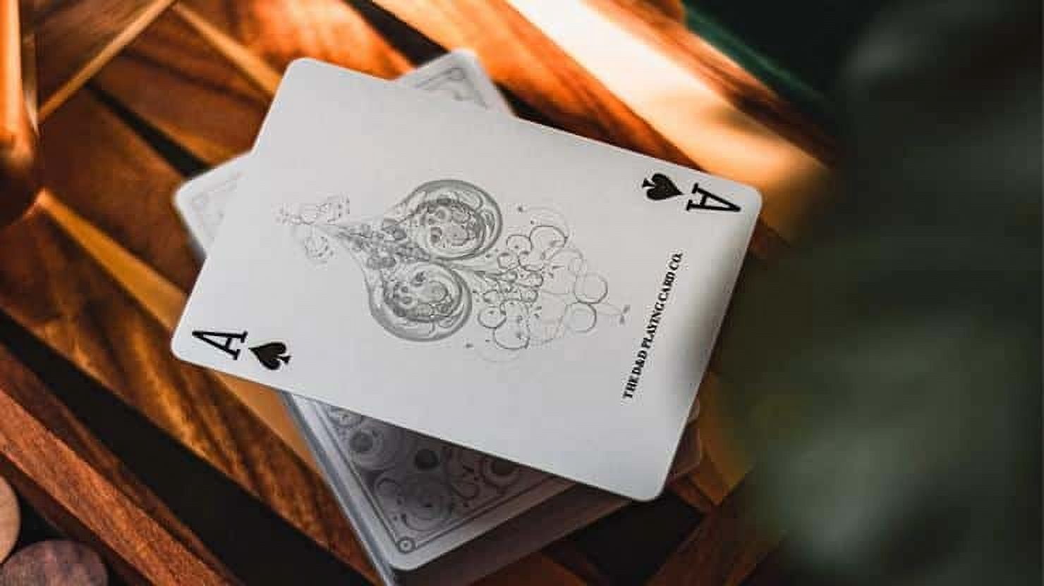 Smoke & Mirrors V8 Silver (Deluxe) Edition Playing Cards by Dan & Dave