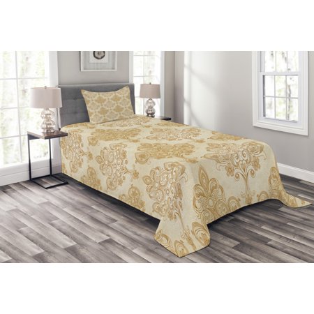 Ivory Bedspread Set Vintage Baroque Pattern With Curved Flower