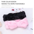 thumbnail image 4 of Diadema de spa – Paquete de 2 lazos para el pelo para mujer, banda para la cabeza de maquillaje facial, suave banda de vellón coral para la ducha y el lavado facial., 4 of 7