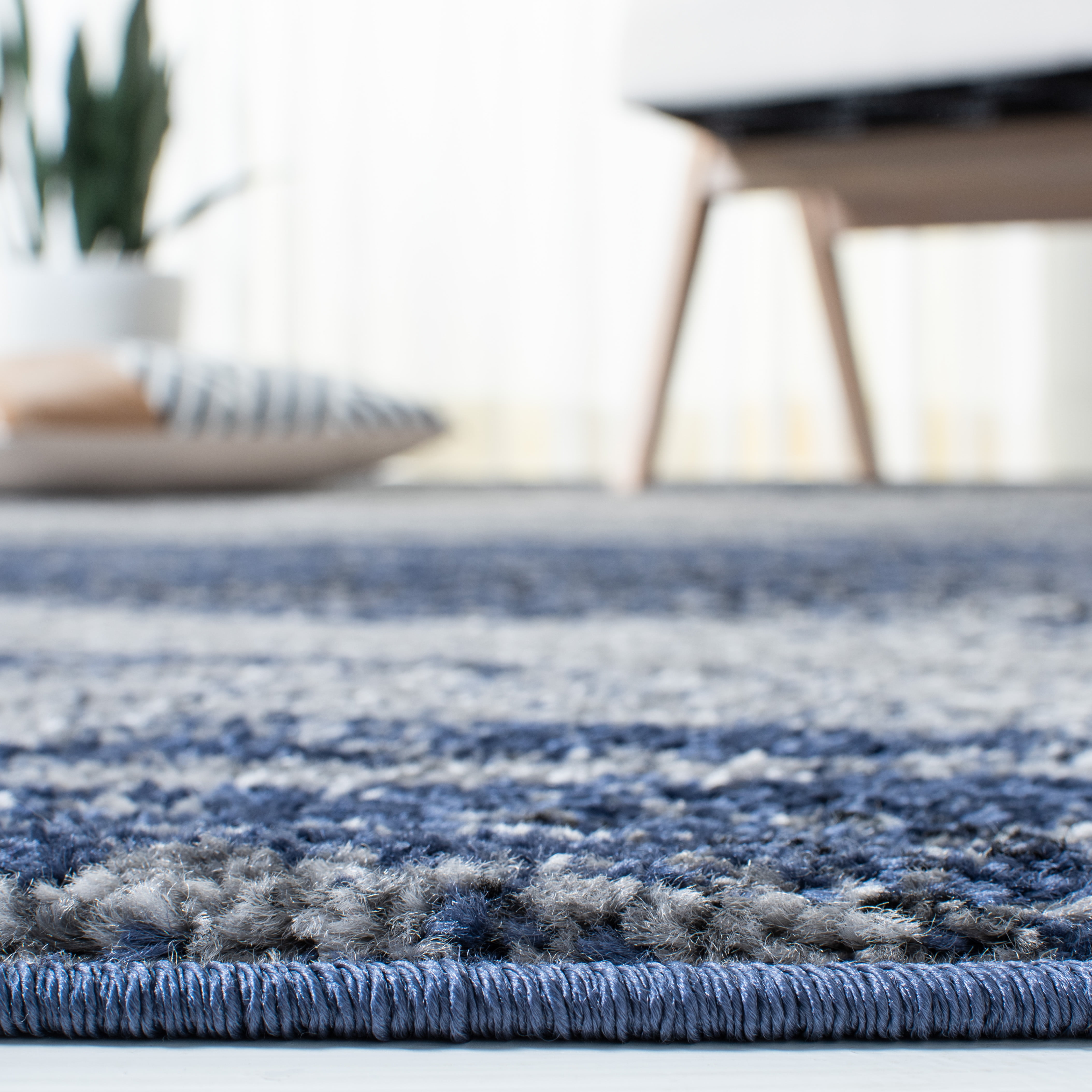 Safavieh Adirondack Rudyard Abstract Ombre Area Rug, Gray/Blue, 6' x 6' Round