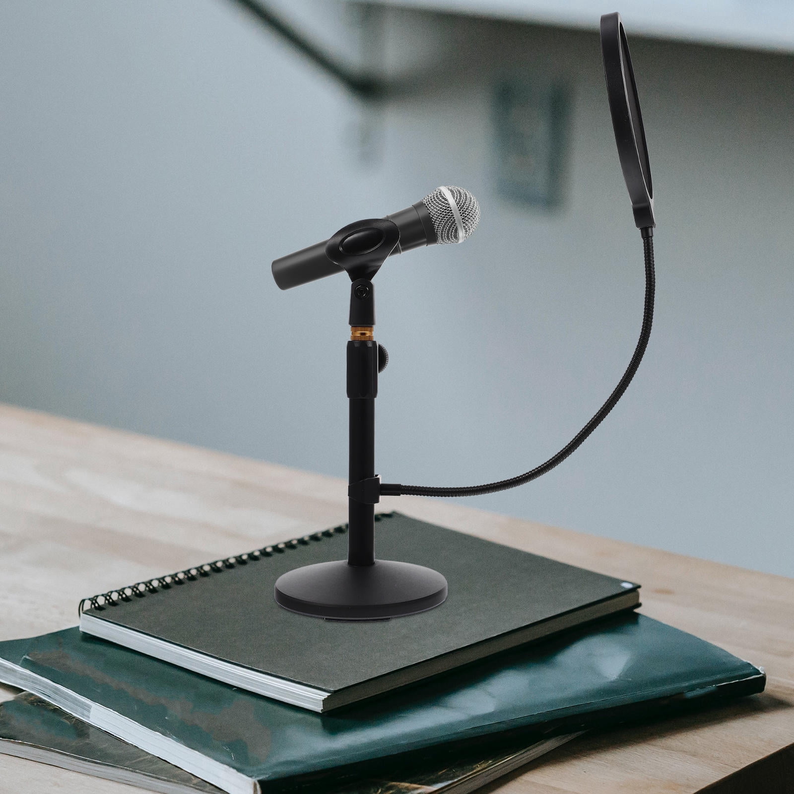 Soimiss 1Set Desktop Microphone Stand with Mic Holder and Round Base for Live Broadcasting