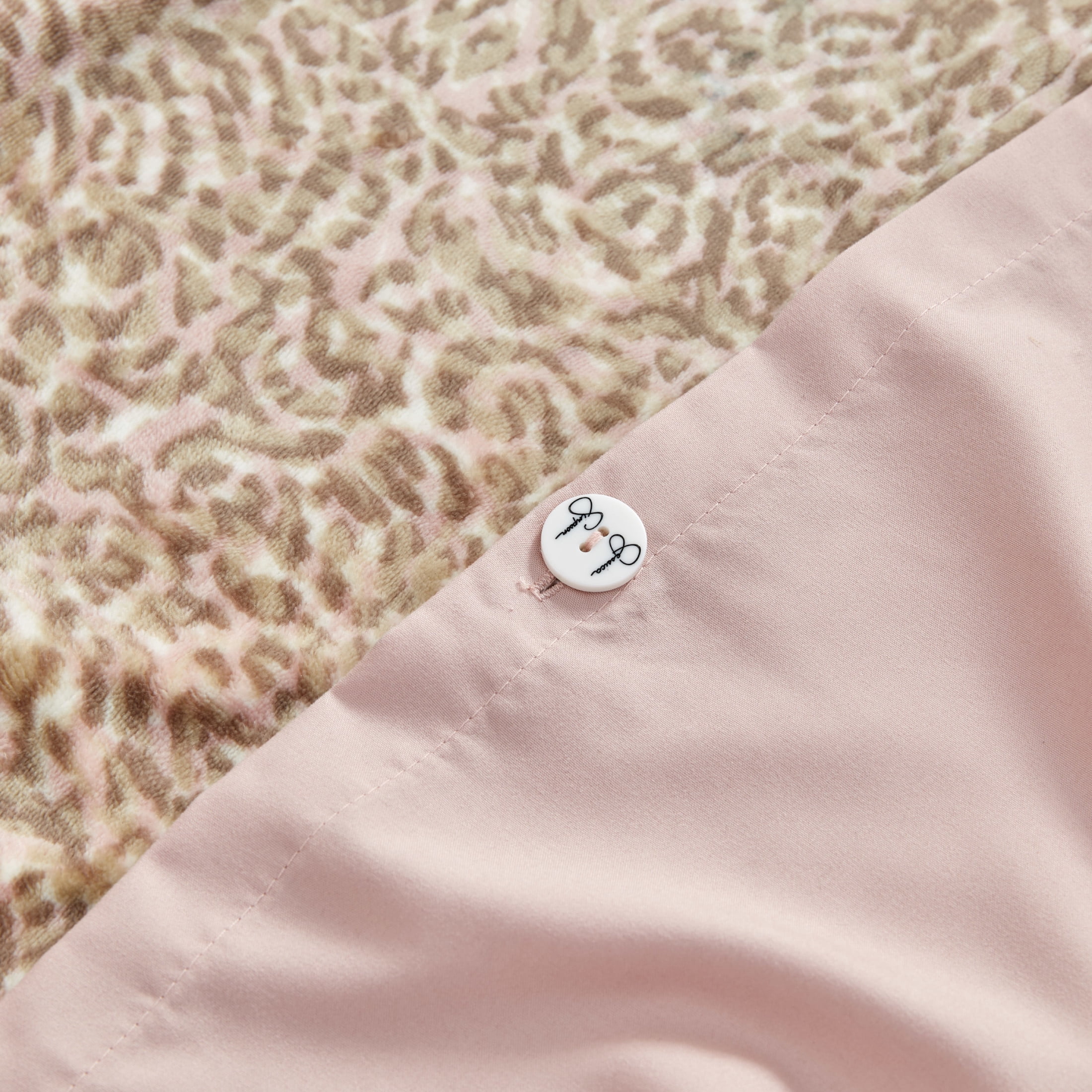 Jessica Simpson Blush Pink Leopard Printed Plush Duvet Cover Set Twin/Twin XL Size - 2 Piece Set
