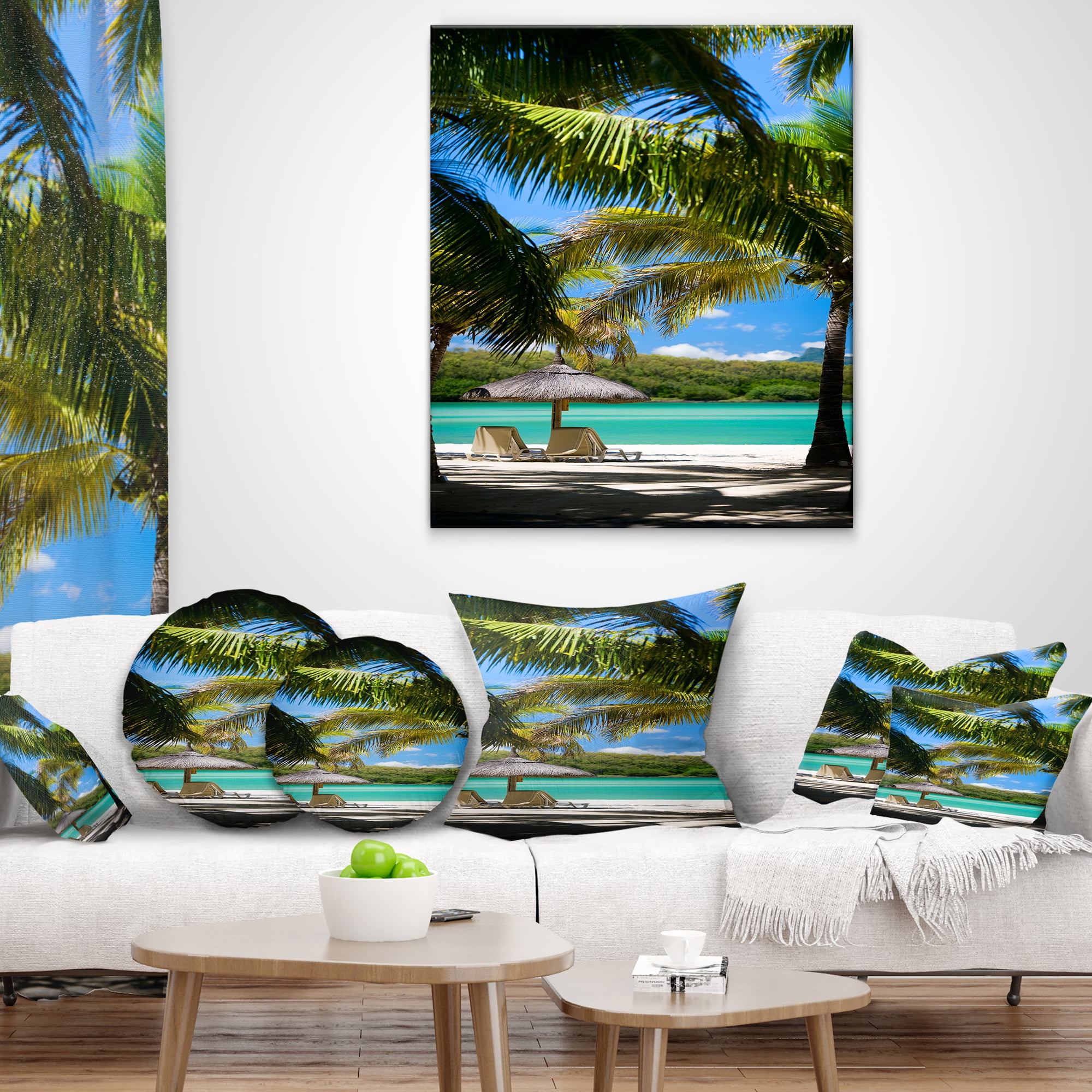 Designart Tropical Paradise - Beach Photography Throw Pillow - 18x18