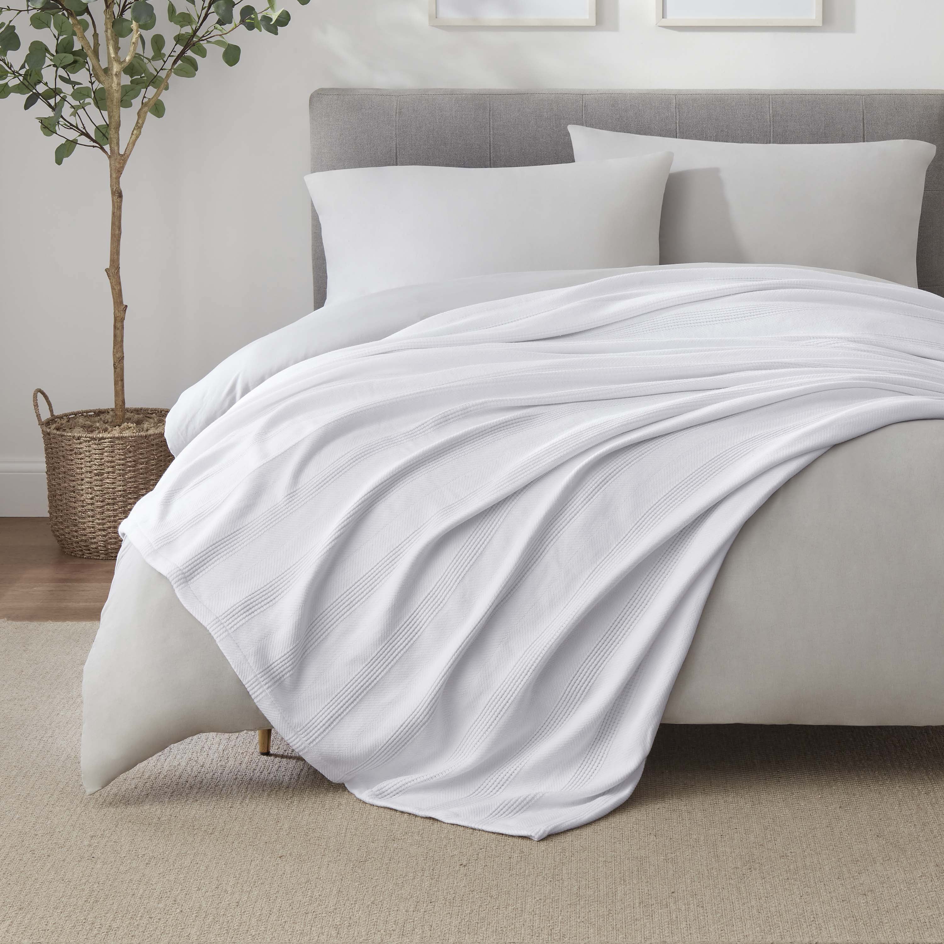 Lightweight Breathable 100% Cotton Knit Blanket – All-Season Bed Blanket – Twin Size – White