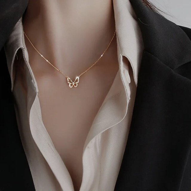 Collar de mariposa brillante para mujer, cadena con colgante de cristal dorado exquisito, regalo de joyería para fiesta de boda