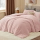 thumbnail image 2 of Juego de edredón BEDELITE Fleece Queen con 2 fundas de almohada, color rosa, 2 of 9