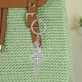 thumbnail image 4 of unbranded Llavero Cruz Religiosa Plateada Compacta Con Grabado De De Inspiradores, 4 of 8