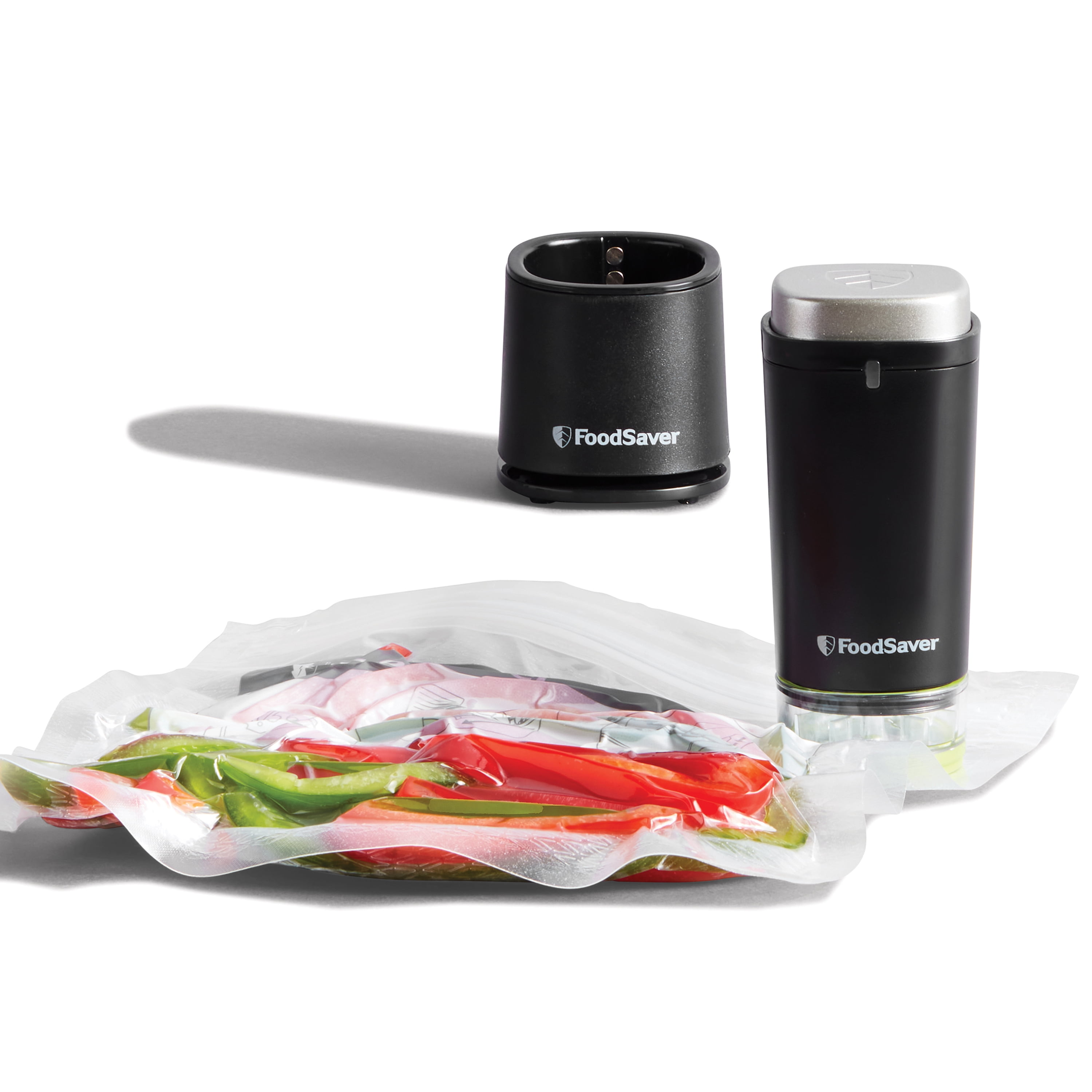 Scelleuse sous vide portative pour aliments sans fil FoodSaver V1100 et deux sacs à glissière de 946 ml (1 pinte)