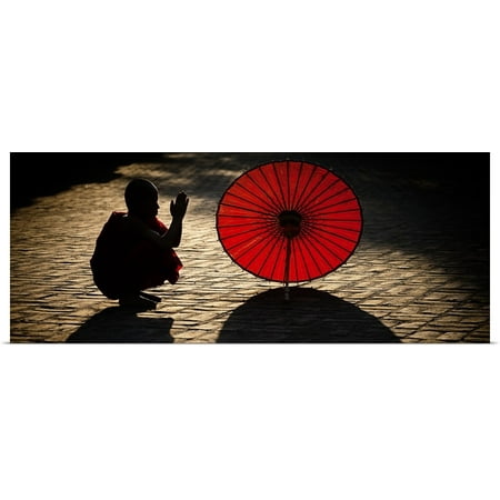Big Garden Parasols Great BIG Canvas | Rolled Scott Stulberg Poster Print entitled Monk with parasol praying in Bagan, Burma ()