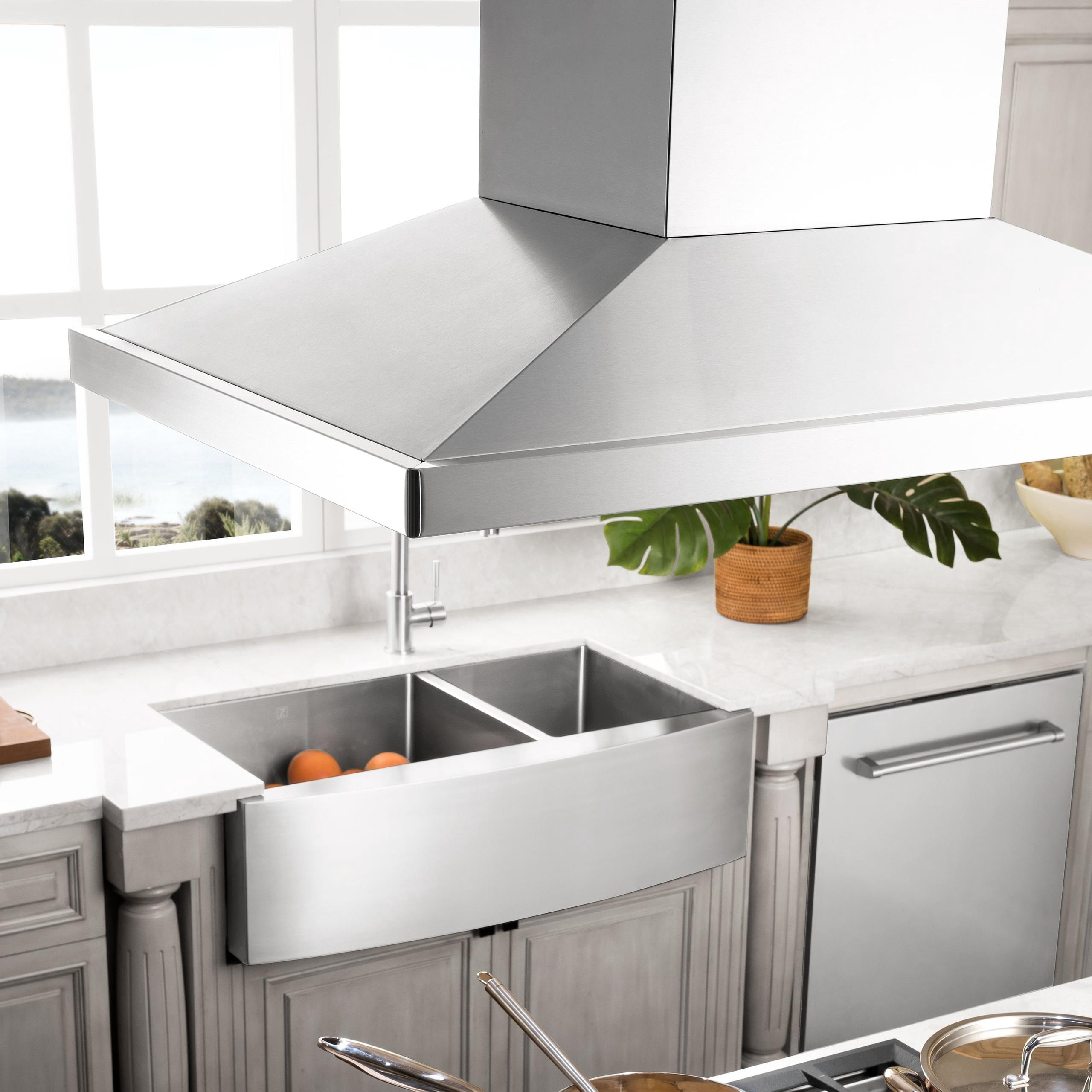 ZLINE KITCHEN AND BATH GL2ICRNBT48 hood accessories