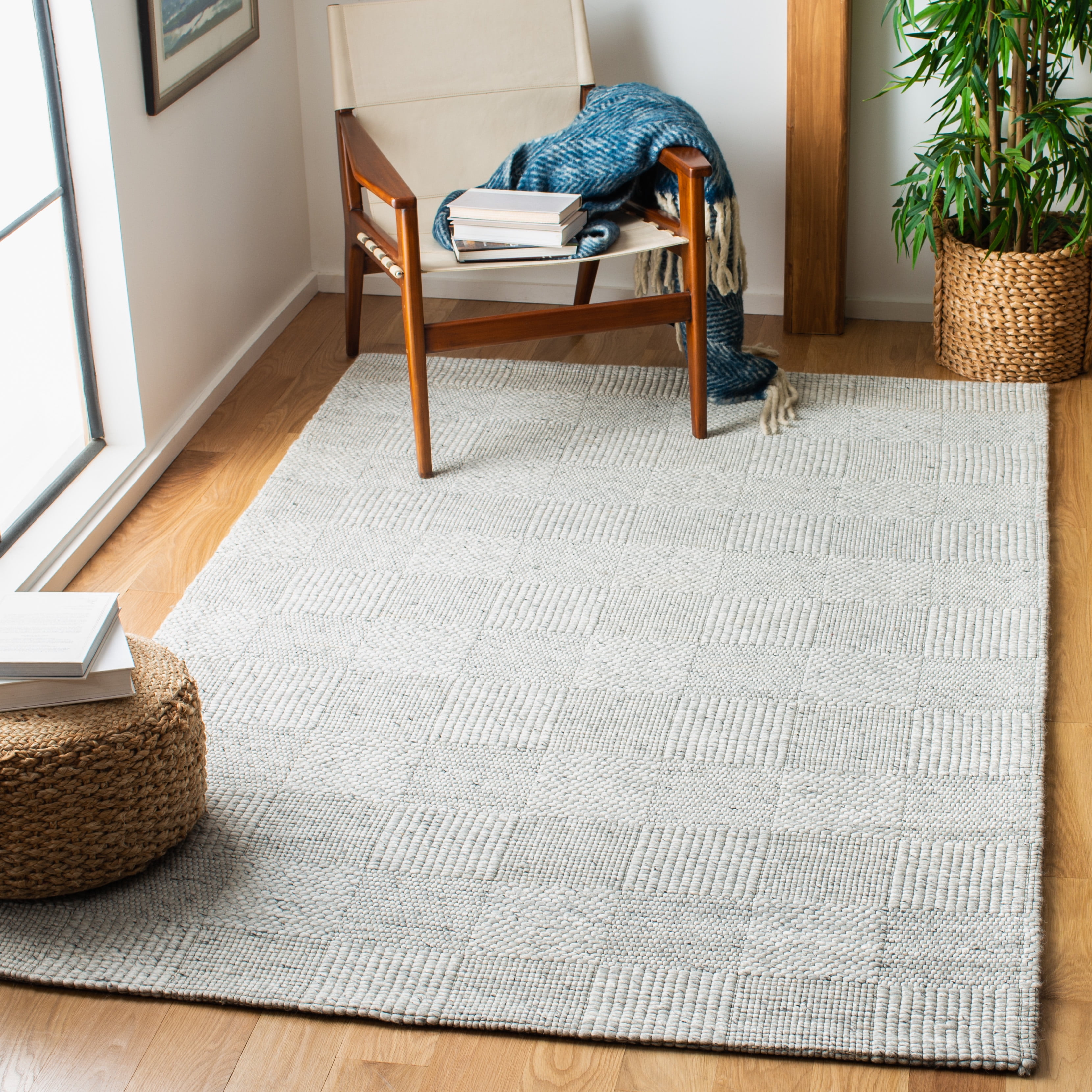 SAFAVIEH Marbella Easton Checkered Area Rug, Light Grey, 6' x 6' Square