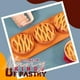 thumbnail image 4 of Cuchillo de rodillo de masa de plástico | Cortador de celosía de pastelería para pizza | Herramienta de horneado rotativa de malla para pizza, galletas, masa de pastelería | Mango ergonómico, 4 of 9