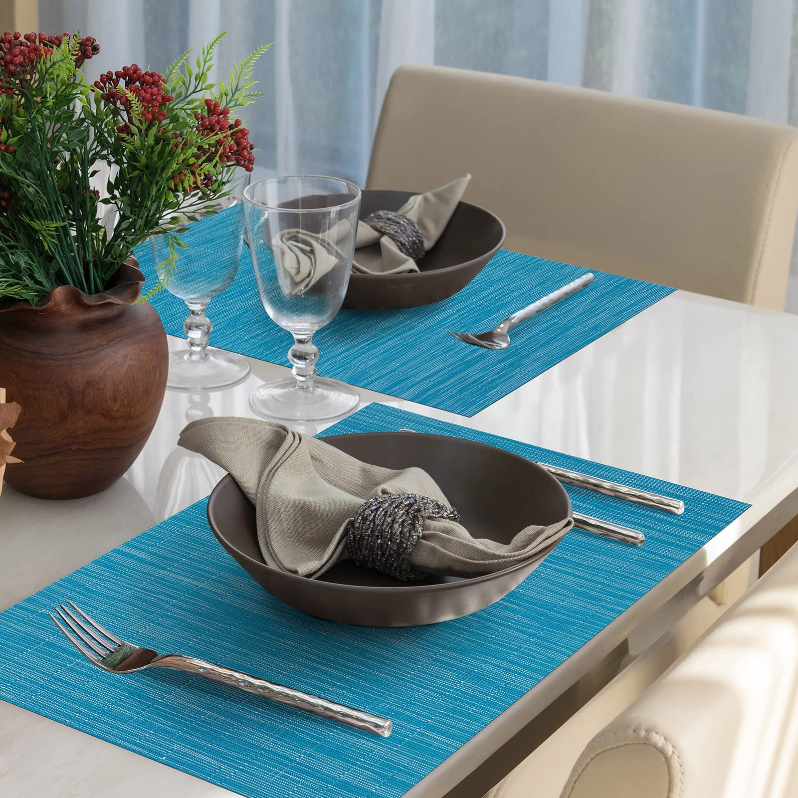 Stcomart Set of 8 Blue Vinyl Placemats - 12 x 18 Inches Washable PVC Table Mats for Dining Room Kitchen