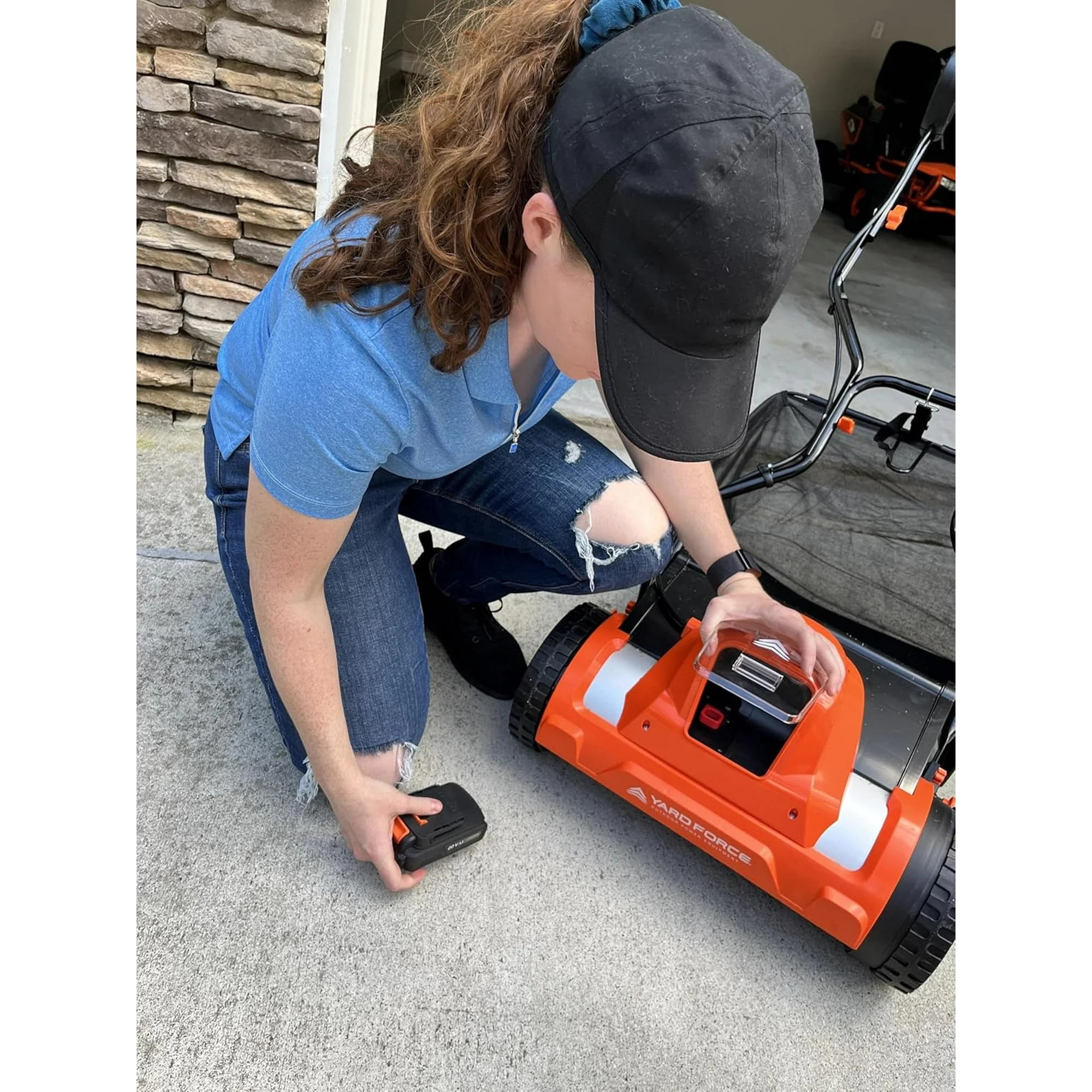Yard Force Bermuda 15-inch Reel Mower, 20V Lithium-Ion, 2 Battery, Compact, 12 Gallon Bag, Clean Cut for Healthy Lawn