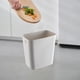 thumbnail image 1 of Papelera rectangular de plástico con tapa abierta, moderna, con cubo interior extraíble para una limpieza fácil. Ideal para el hogar, la cocina, el baño y la oficina. Aestivo | Gris | AESTIVO, 1 of 7